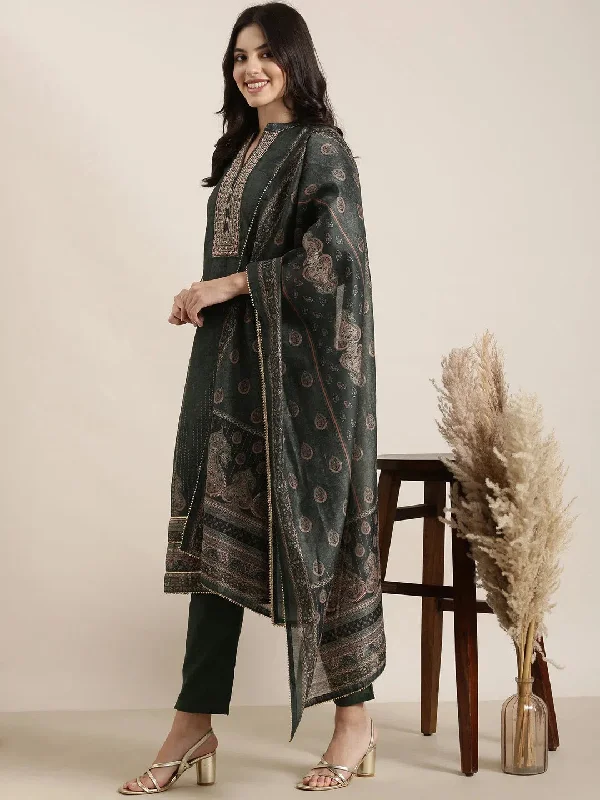 Women Straight Green Paisley Kurta and Trousers Set Comes With Dupatta-TF-DG-219-Green