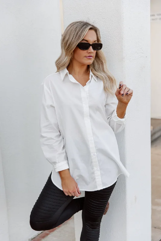 GOOD KARMA BUTTON UP LONG SLEEVE BLOUSE