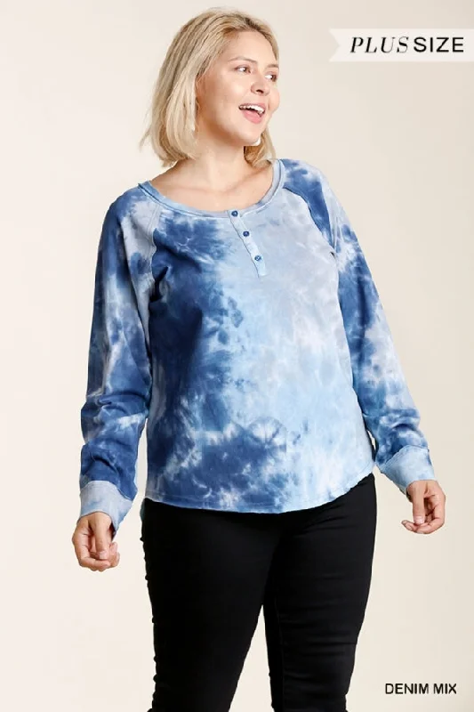 Umgee Tie Dye Button Front Raglan Sleeve Top With Raw Hem In Denim Mix Plus